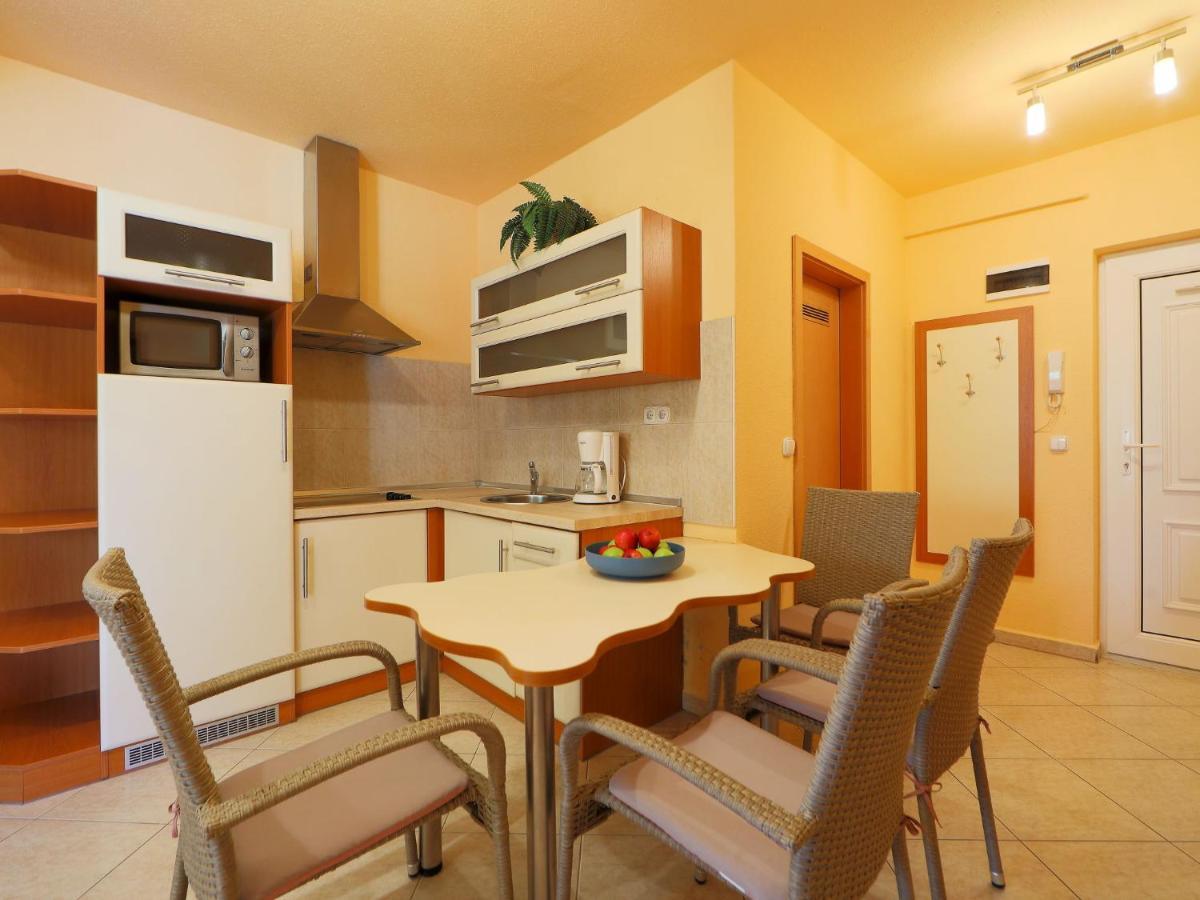 Apartment Balaton A2008 Balatonfoldvar Bagian luar foto